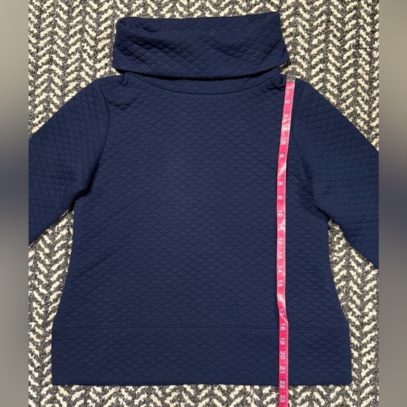 SAIL TO SABLE Cowl Neck Quilted Pullover Sweatshirt in Navy Size Small - Picture 3 of 5